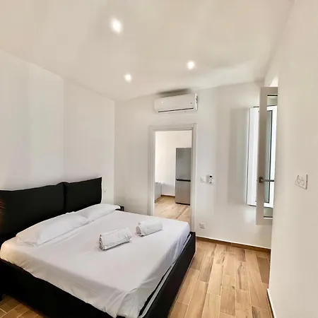 Apartamento Bilocale Riviera-menton Centro *
